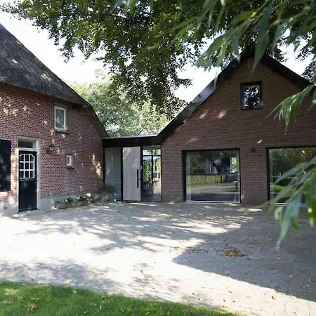 22 - Woonboerderij Apartment *